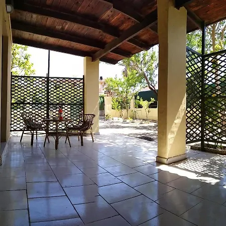 One Bedroom House With Enclosed Garden And Wifi At Hotel Quartu SantʼElena