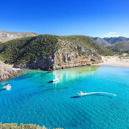 One Bedroom House With Enclosed Garden And Wifi At 3* Quartu SantʼElena